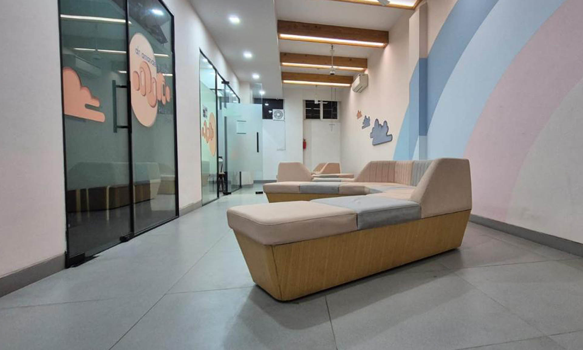 Dr Ishita Anand Eye Specialist